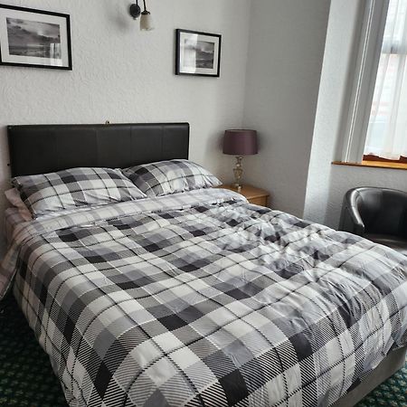 Queens Guest House Beeston  Kültér fotó